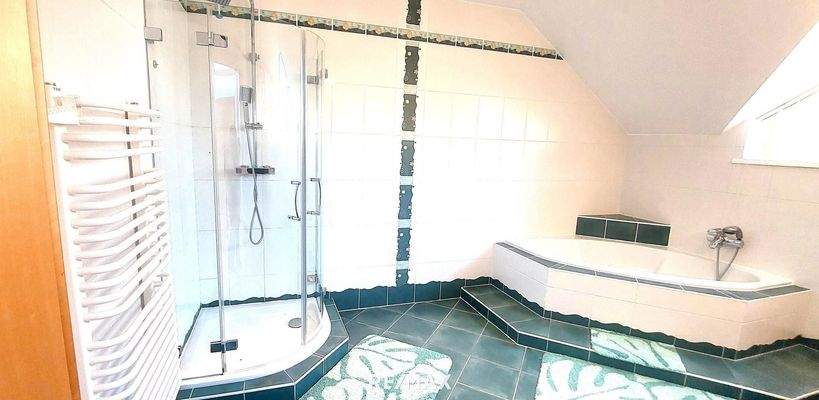 Badezimmer OG Detail