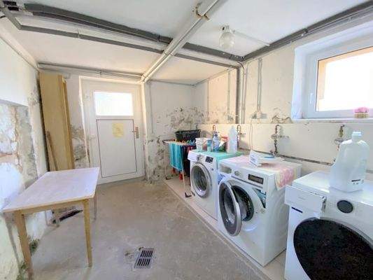 Waschmaschinenraum im Keller