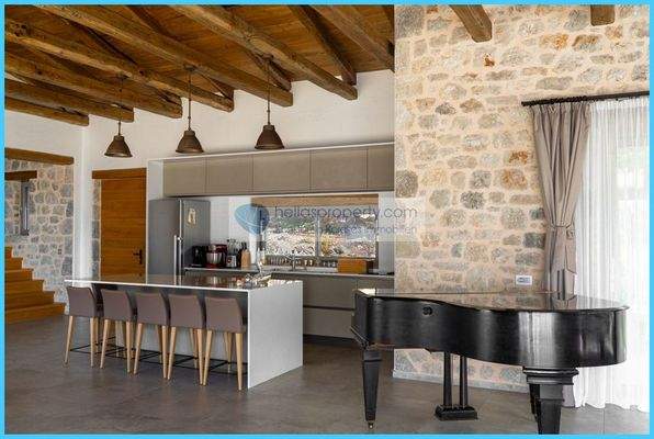 639986c95d6a45b796df0e4e82e5d986-original