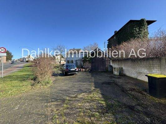 Grundstückseinfahrt, Bild 1 