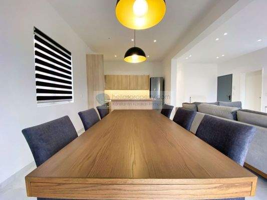 img_cb1f24b8-0873-4bf9-98a6-4a23b165d2f8