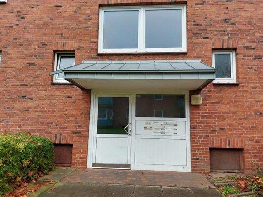 Überdachter Eingangsbereich