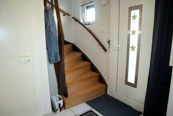 Flur mit Treppenaufgang