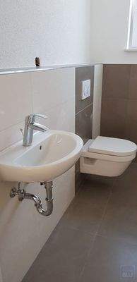 Modernes Badezimmer (geplante Ausführung)