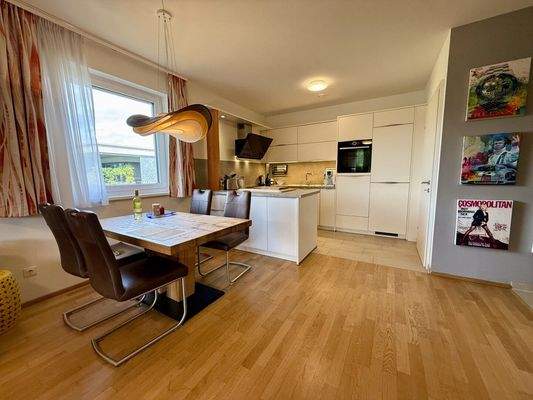 Kompagnon Immobilien Küche / Essbereich