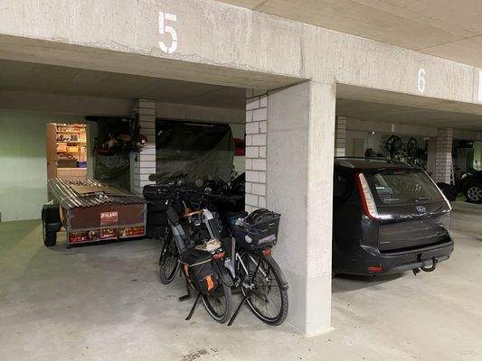 Tiefgaragenstellplätze