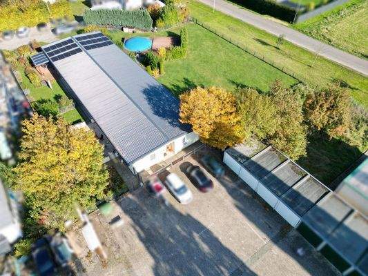 Übersicht III (Eingang-Betriebsleiterwohnung + 4 Garagen)