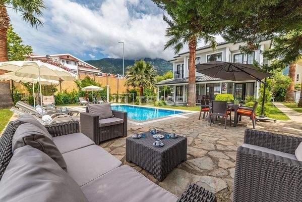 Home with Pool Suitable for Short-Term Rentals in Ölüdeniz Fethiye
