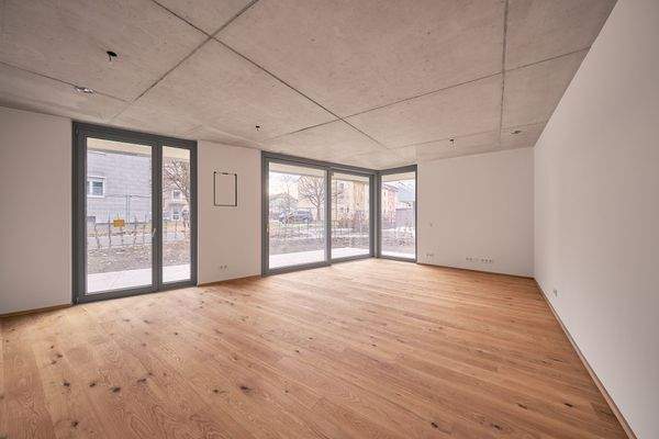 Wohnküche mit Blick zum Garten - HERDERGÄRTEN 3.0.4