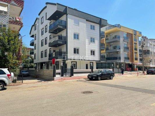 Ready to Move 2-Bedroom Flat in New Project in Antalya Muratpaşa