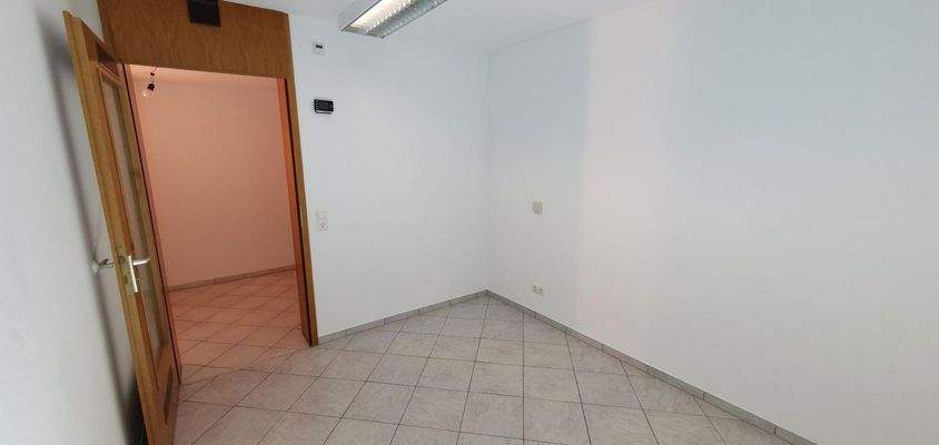 Abstellraum Arbeitszimmer