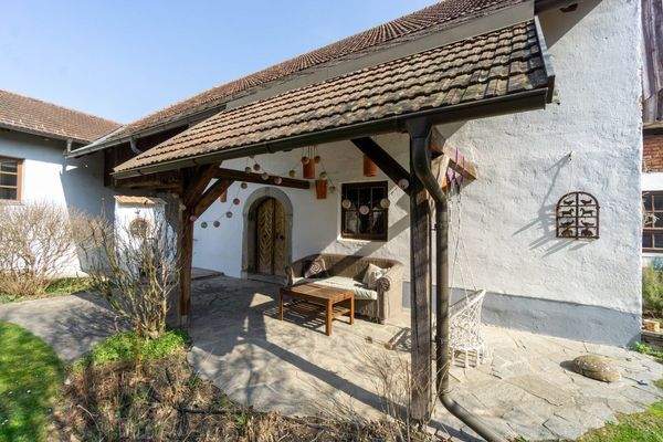 überdachter Terrassenbereich