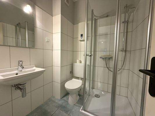 1. OG - Duschbadezimmer 