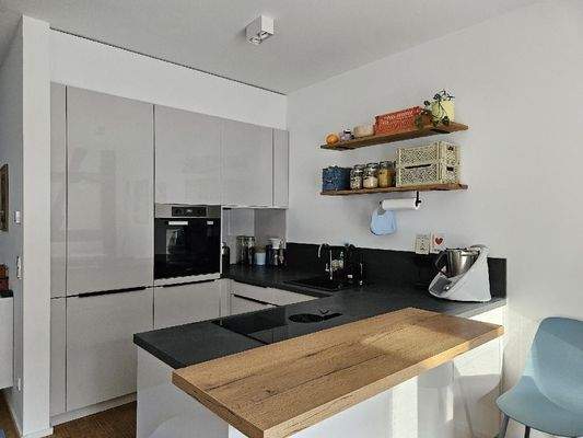 Einbauküche inklusve