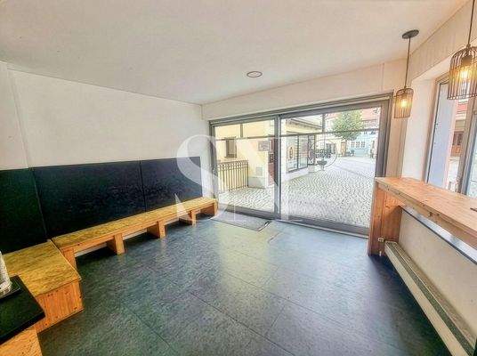 Fo _ Wiesenstr. 2 _ Laden 4