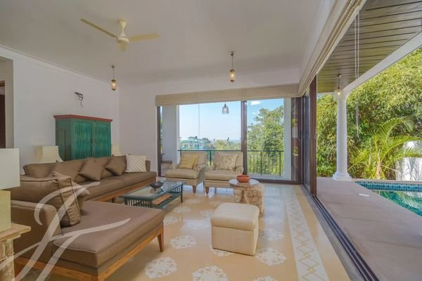 Living-room Swimming pool