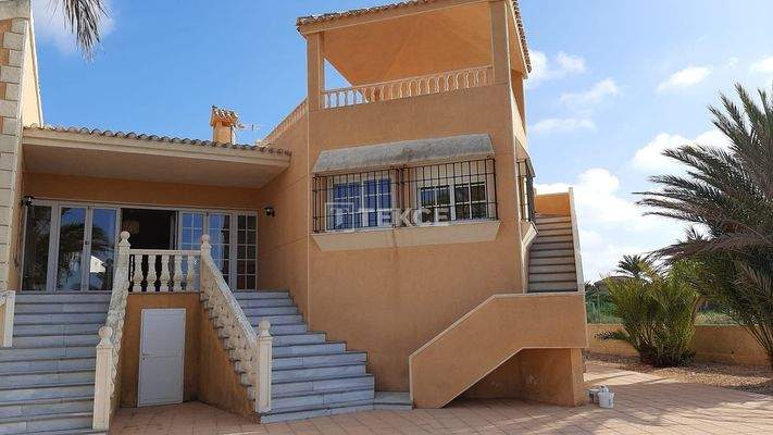 Detached Villa Just 300 M from the Beach in La Manga Murcia