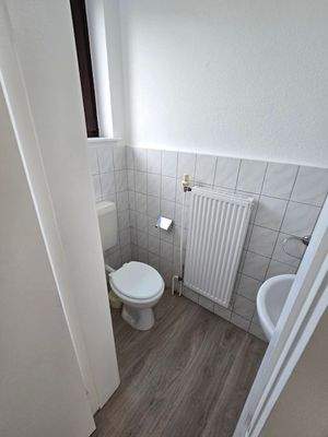 EG Gäste-WC Bild 1.jpg
