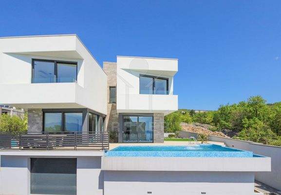 Der Infinity-Pool mit Meerblick ist ein Highlight