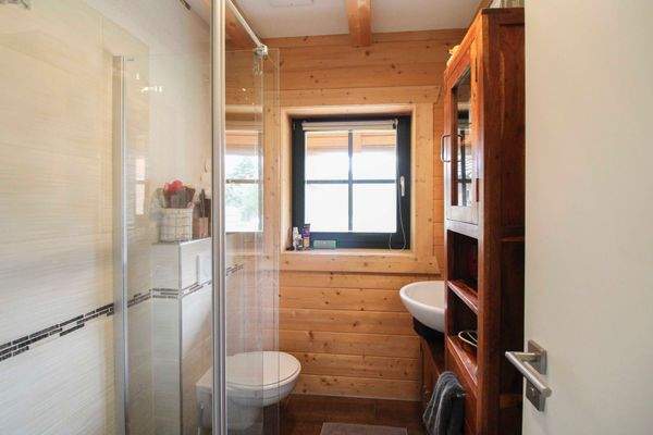 Tageslichtbadezimmer 02 EG