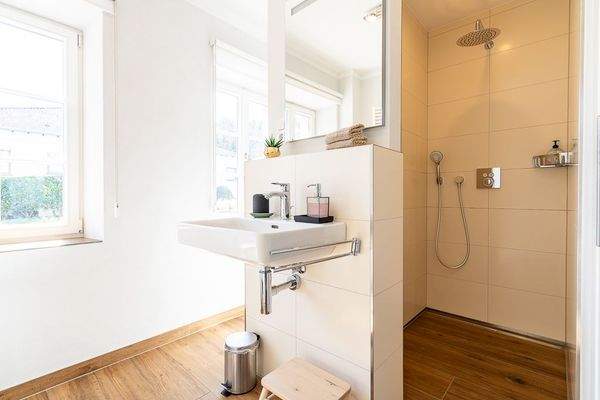 Duschbad in allen Wohnungen identisch