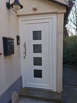 Eingang Wohnung DG