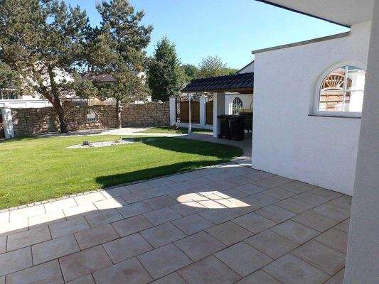 Gartenblick v.d. Terrasse.JPG