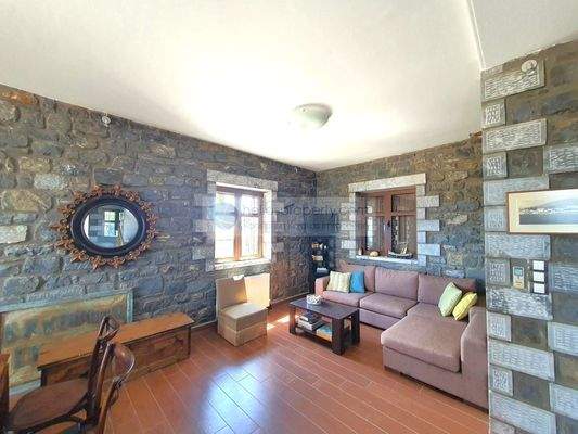 eeea8bdc05d04cf6a5c965f8441d6721-original