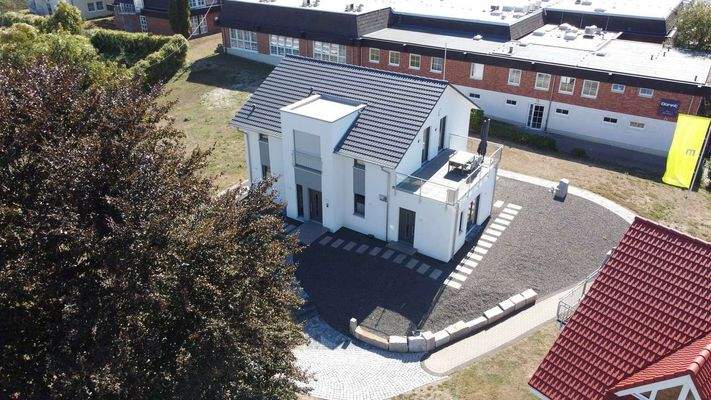 Variante mit Büroanbau