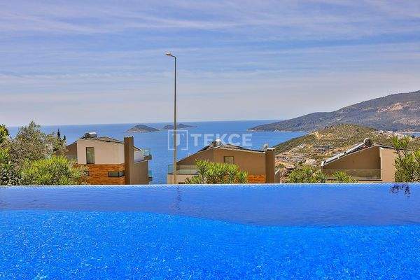 4-Bedroom Villa with Infinity Pool in Kaş Kalkan