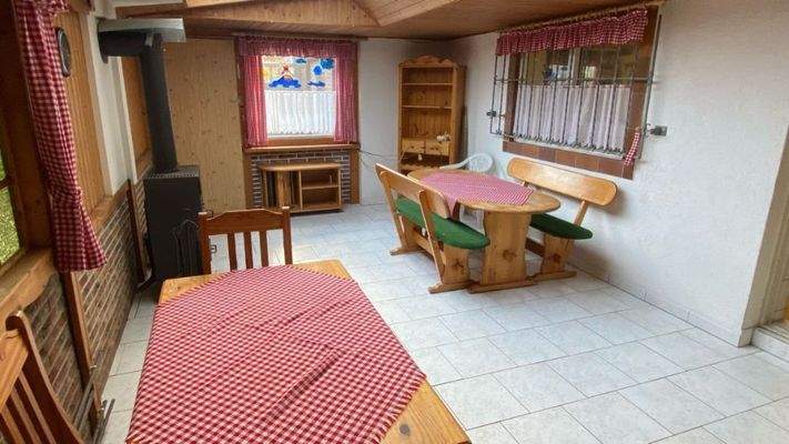 Party- Hobbyraum im Anbau am KG