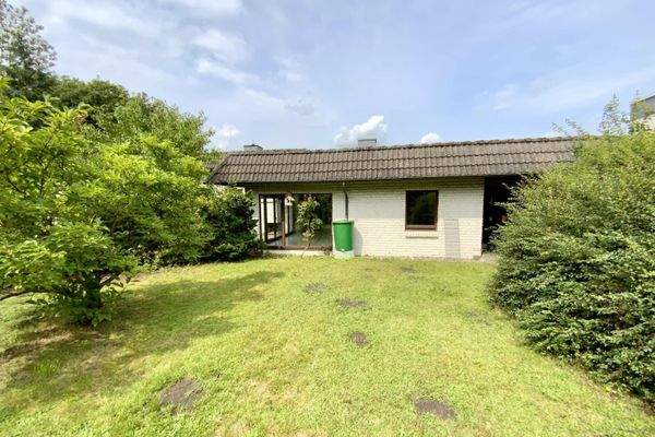 Hausansicht vom Garten