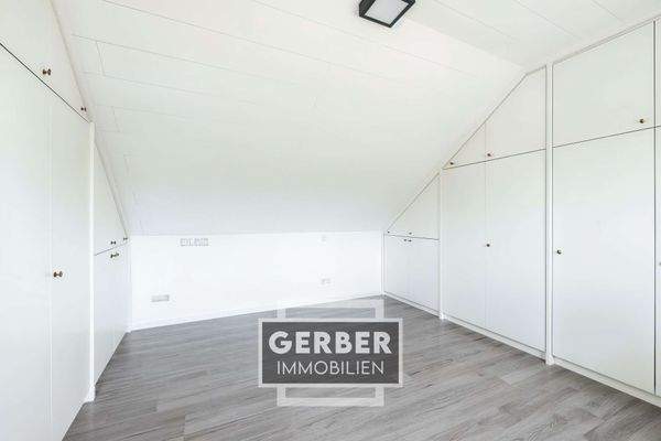 12 Schlafzimmer,  - (KI generiert)