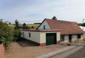 Ansicht von der Straße.jpg