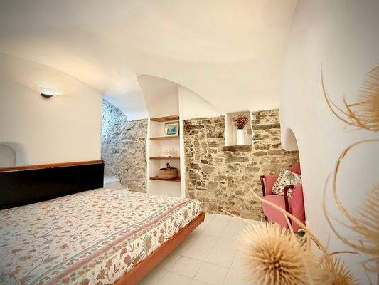 PE1005_15_TERRA ITALIA IMMOBILIEN_REAL ESTATE_PERI