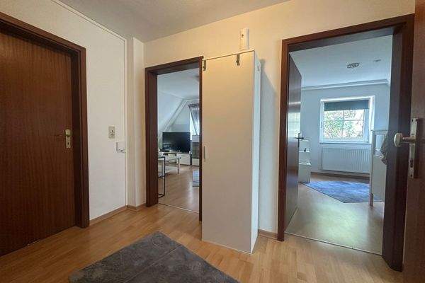 2. OG re - Wohnungsflur