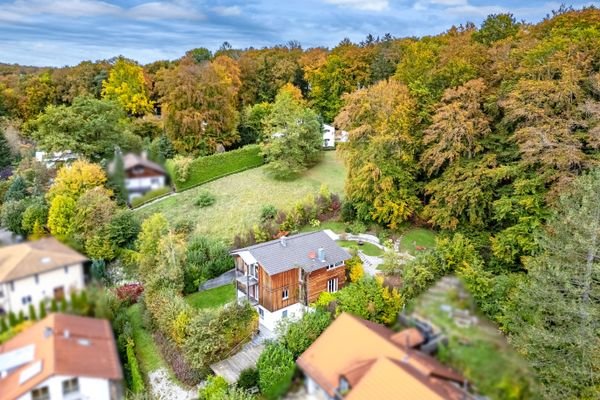 Traumlage mit Fernblick