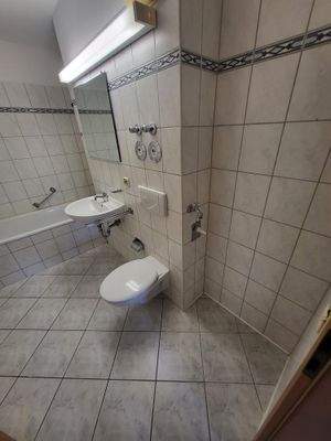 Modernes Badezimmer EG