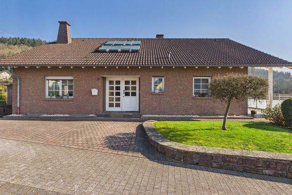 54516 Wittlich-Lüxem – Am Sterenbach 33