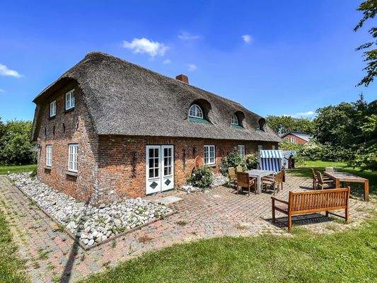 1. Traumhauftes Haus unter Ree