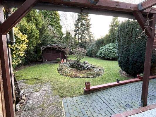 Garten Ansicht von Terrasse