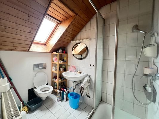 Badezimmer DG