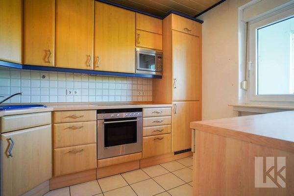 ...funktionstüchtiger Einbauküche