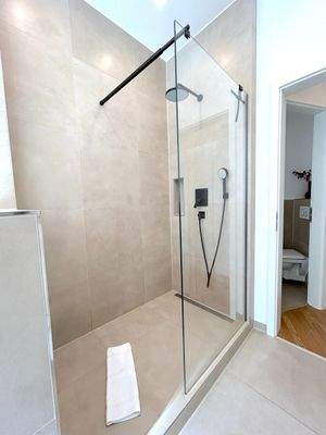 Masterbad mit Dusche
