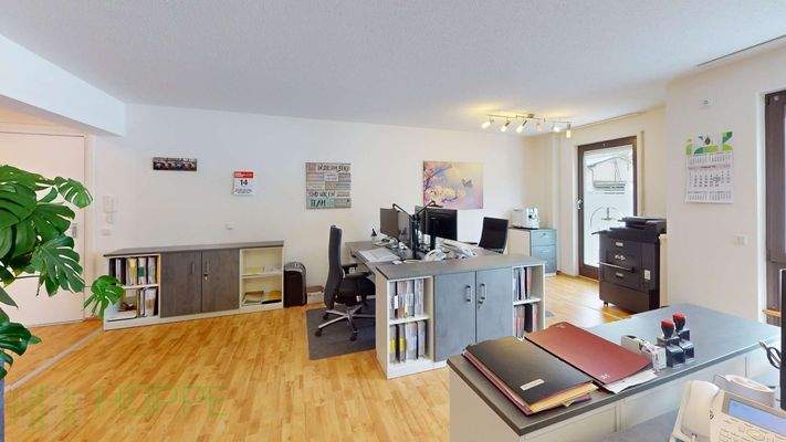 Büro 1 Bild 2