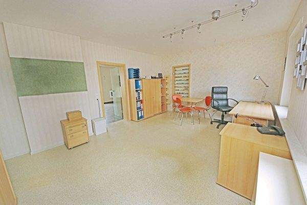 Büro (Arbeitszimmer) im EG 2