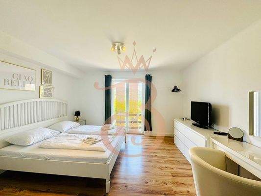 Zimmer mit Balkon  & Bad