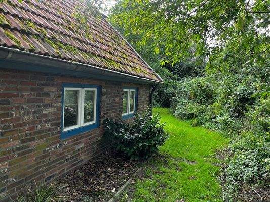 Hinterm Haus bebaubare Fläche