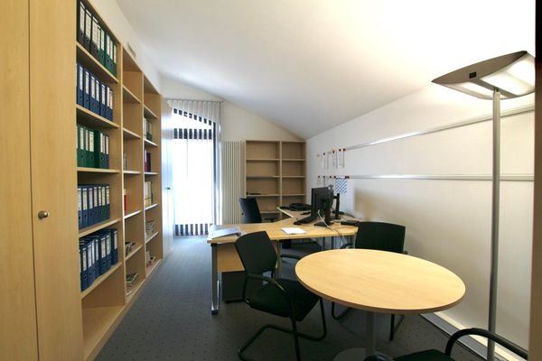 Büro 1