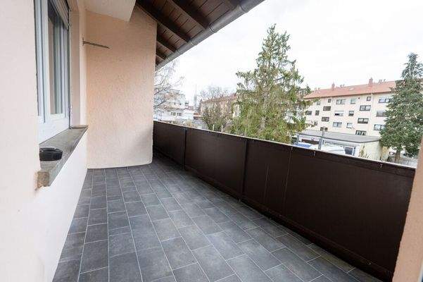 Balkon Obergeschoss rechts